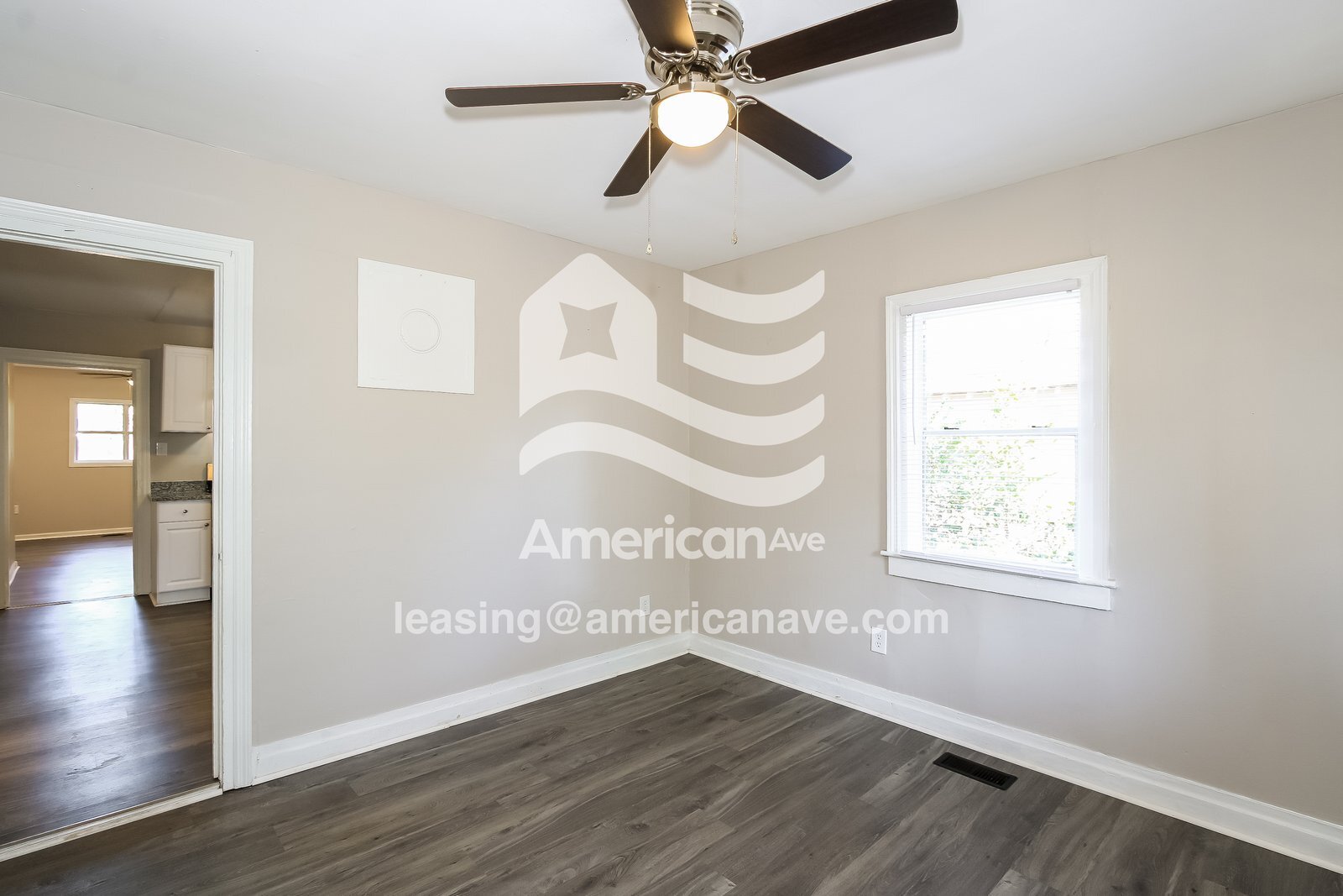 Building Photo - 2805 Royal St