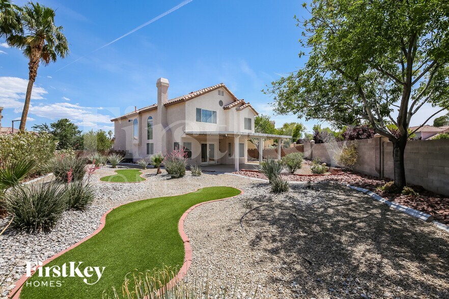 Building Photo - 9349 Magic Flower Ave