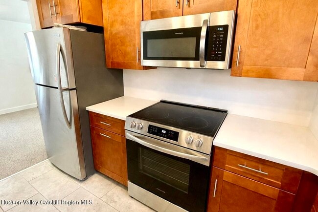 Building Photo - 97 W Bridge St