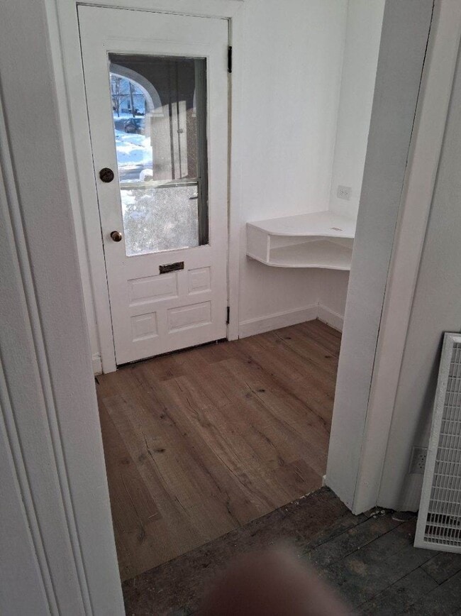 Building Photo - 920 Fulton St