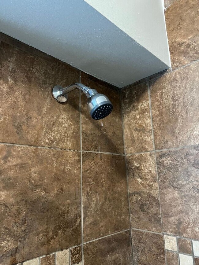 Building Photo - 4216 W Penn Ave