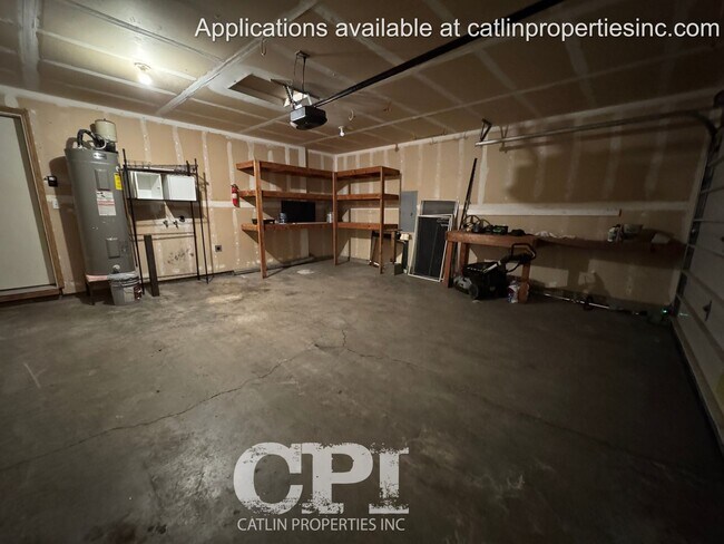 Building Photo - 119 Penny Ln