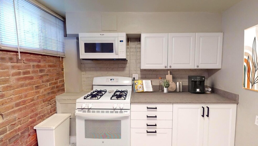 Building Photo - Charming Capitol Hill private basement apartment between downtown & Cheesman Park