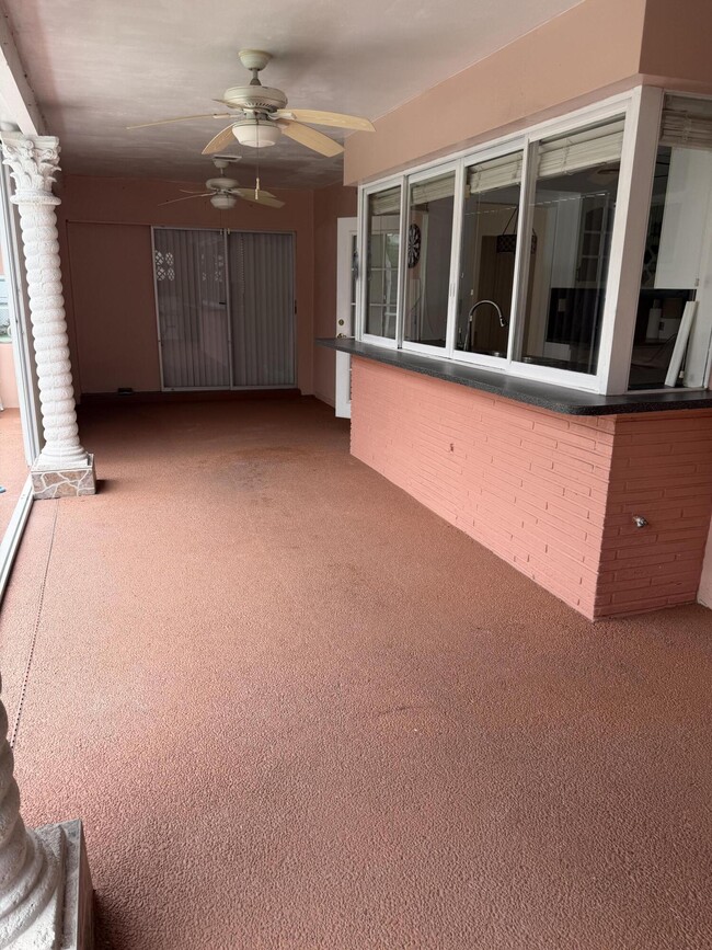 Building Photo - 7648 Alhambra Blvd