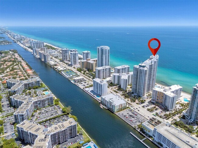 Building Photo - 3101 S Ocean Dr