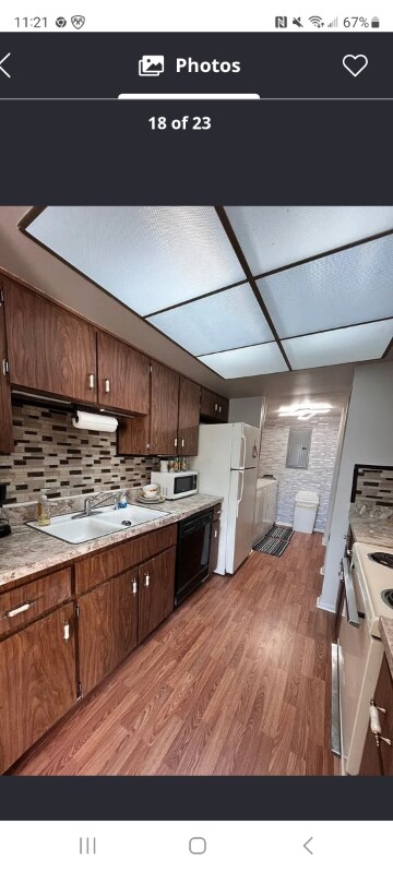 Building Photo - 2784 Curry Ford Rd