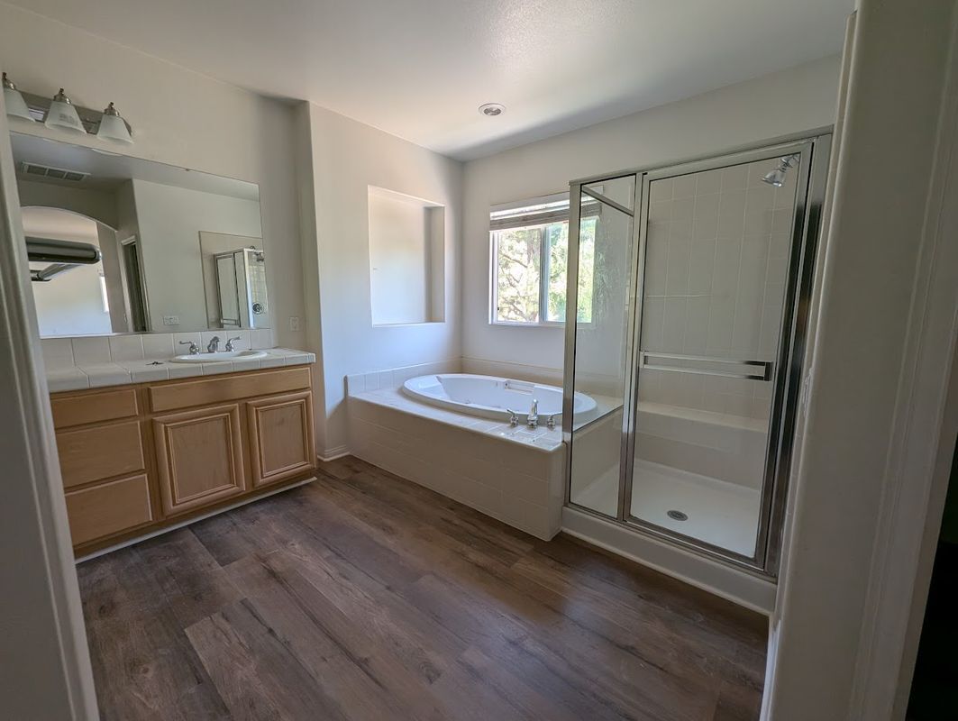Building Photo - 17008 Spring Canyon Pl