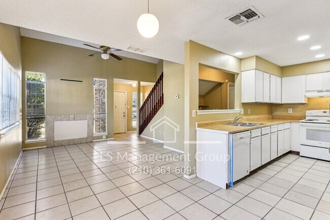 Building Photo - 6702 Windsor Hollow Dr