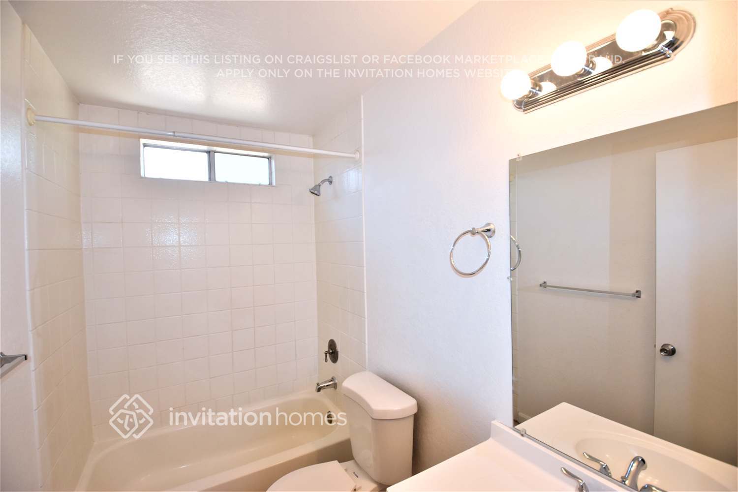 Building Photo - 7632 Harmony Oaks Way