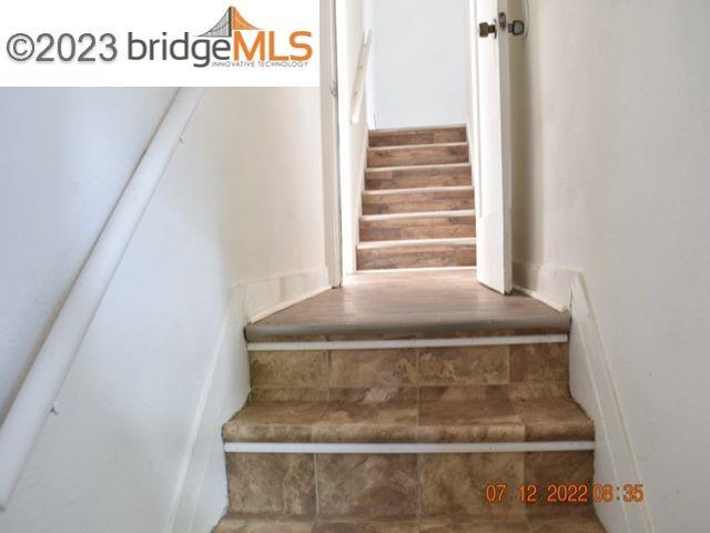 Building Photo - 6122 Bromley Ave