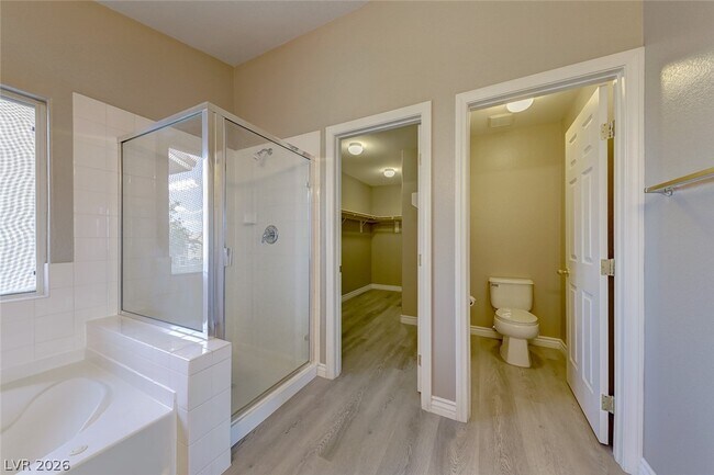 Building Photo - 7940 Dexter Falls St