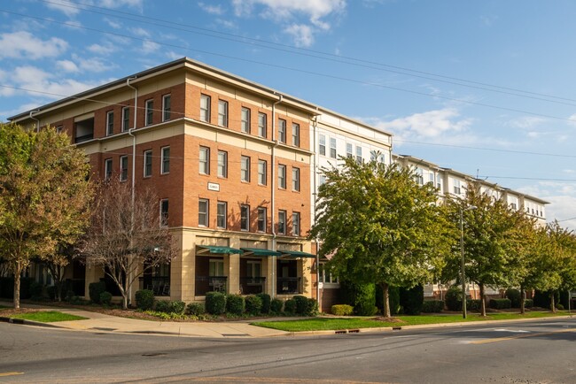 Building Photo - Gables at Druid Hills II Senior Apartments