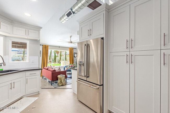 Building Photo - 4655 E Monte Way