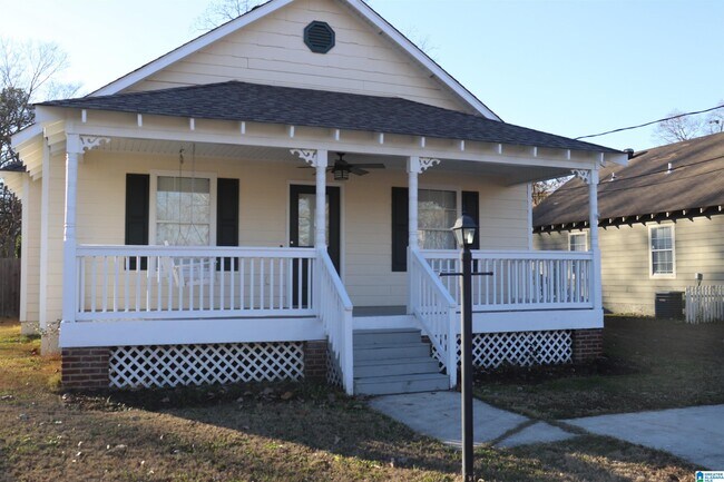 Building Photo - 2028 15th St