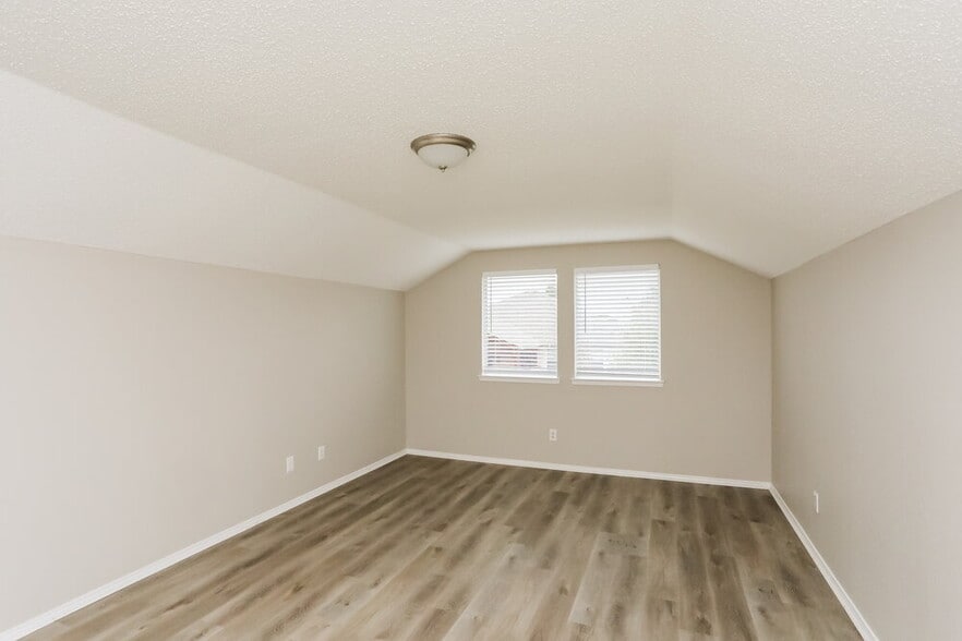 Building Photo - 2020 Aster Trail
