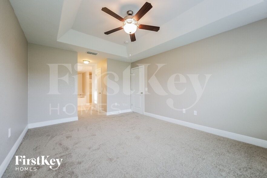 Building Photo - 1581 Lemon Ave