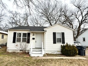 Building Photo - 1218 G St NW