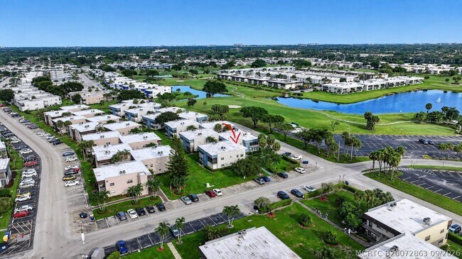 Building Photo - 770 Normandy Trail