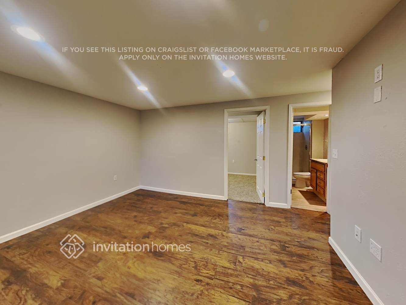 Building Photo - 387 Helena Cir