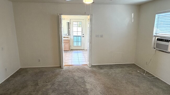 Building Photo - 257 Claremont Ave