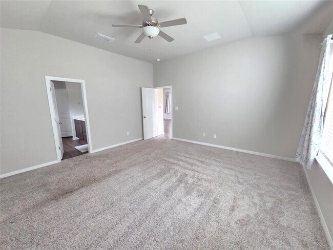 Building Photo - 1604 Homestead Farms Dr