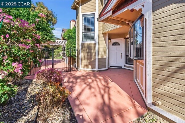 Building Photo - 1156 Tiffany Ln