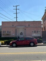 Building Photo - 3664 W 54th St