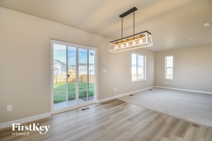 Building Photo - 6920 Akela Ln