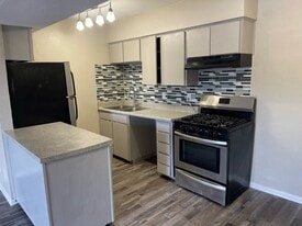 Backsplash is beautiful! - 808 at South Center: Quiet community close to great amenities!
