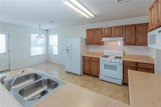 Building Photo - 232 Brandons Way