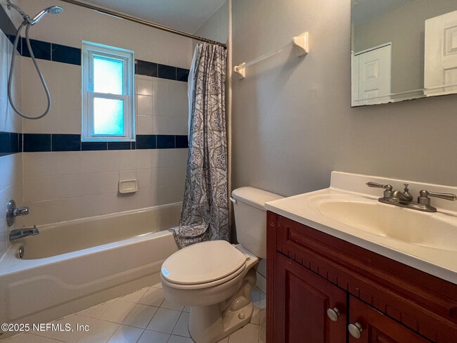 Building Photo - 8339 Holly Hill Cove