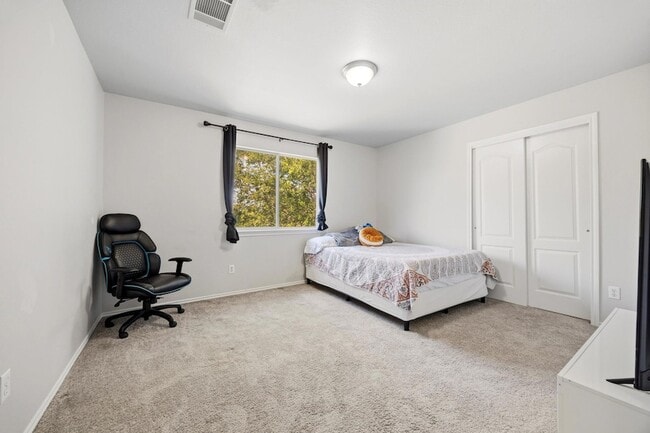 Building Photo - 111 Brazos Ln