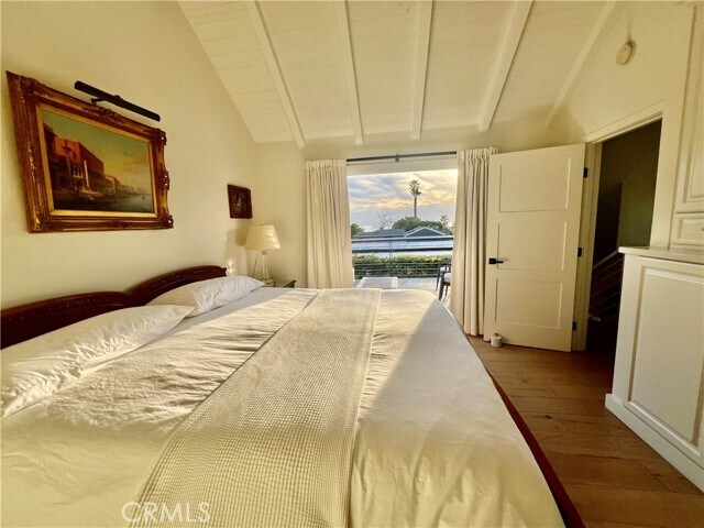 Building Photo - 521 Seaview St