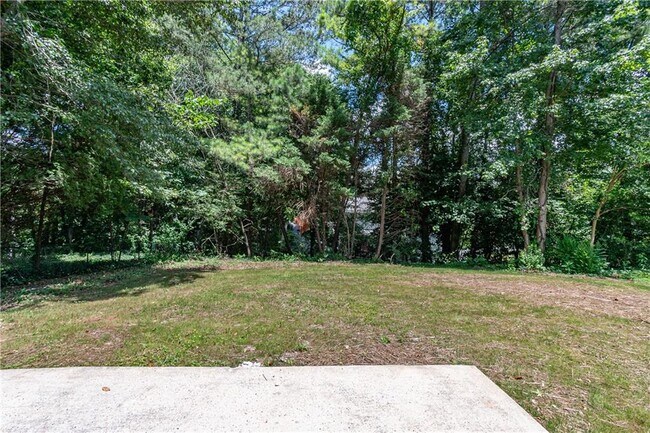 Building Photo - 2601 Garland Way