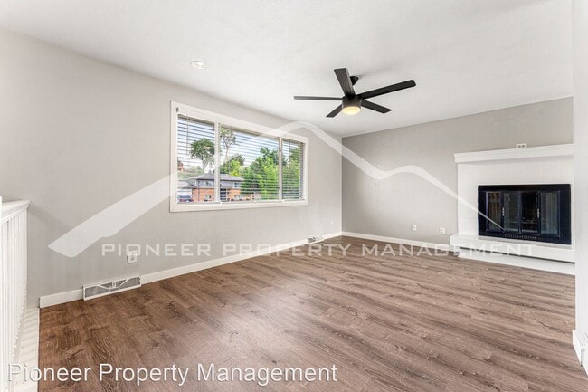 Building Photo - 3 br, 2 bath House - 9765 Fred Dr