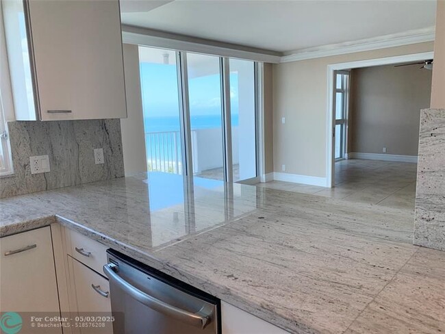 Building Photo - 1360 S Ocean Blvd