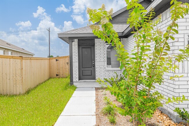 Building Photo - 3143 Savannah Rose Dr