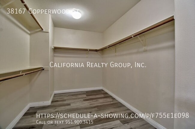 Building Photo - 38167 Copperwood St