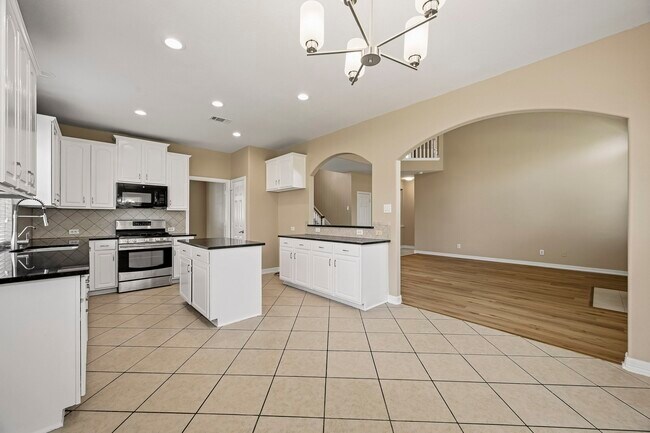 Building Photo - 4106 Applecreek Bend Dr