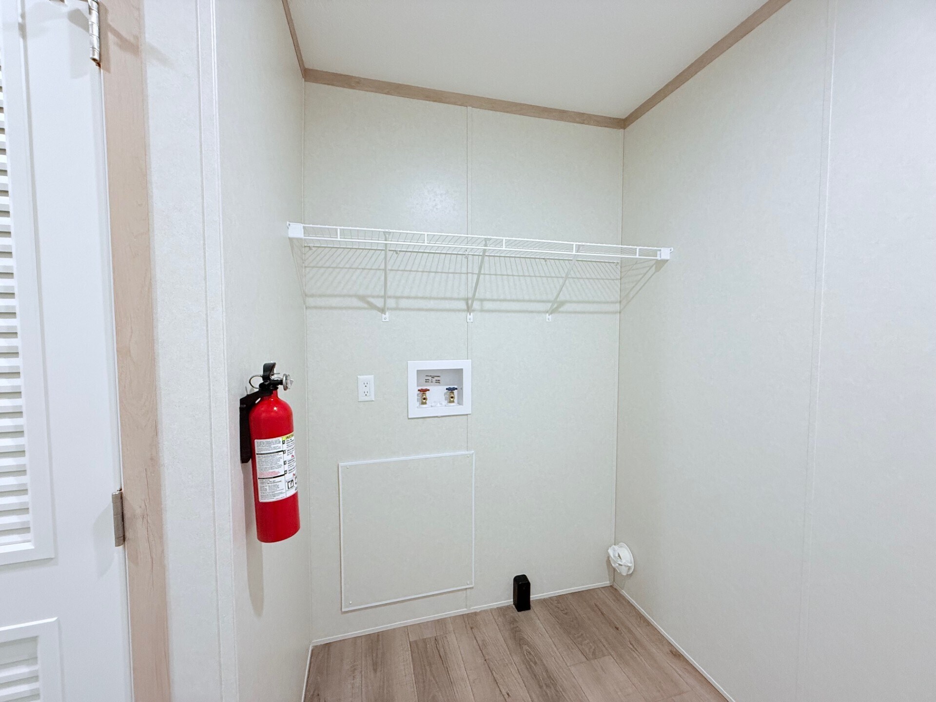 Building Photo - 52758 S Yorktown Ct