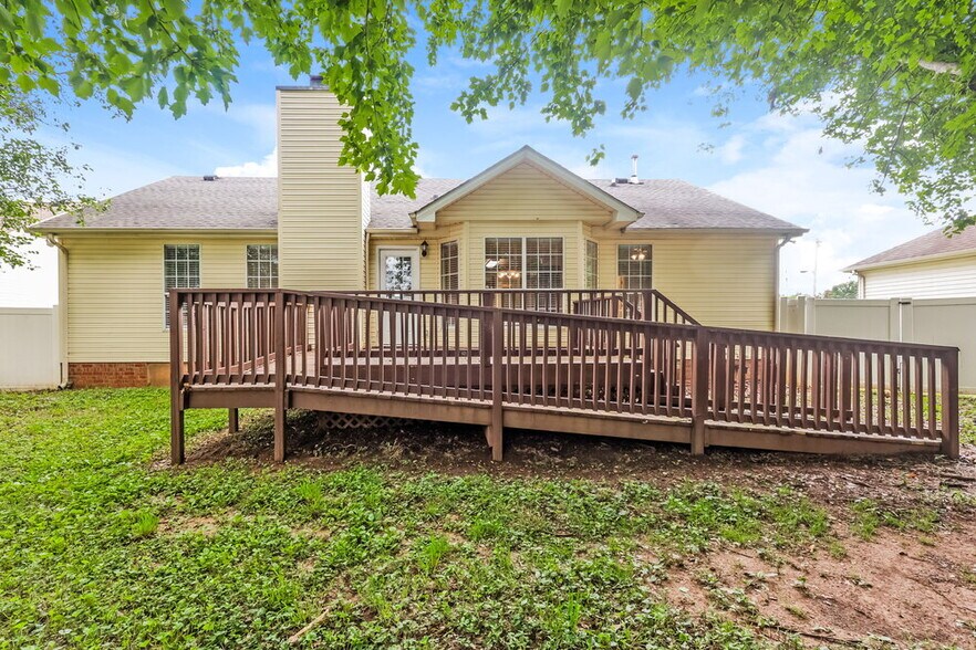 Building Photo - 319 Cypress Glen Dr