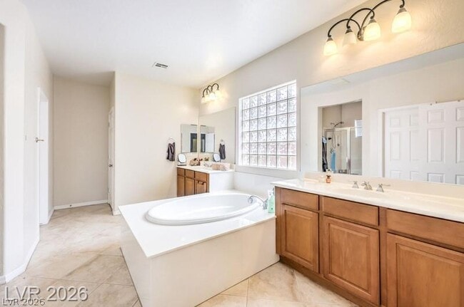Building Photo - 8213 Bay Dunes St