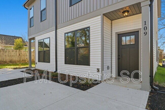 Building Photo - 109 Virginia Ave