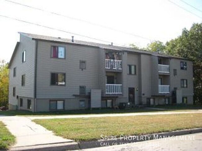 Primary Photo - Rustic Ridge 2 Bedroom Apartment Water Paid