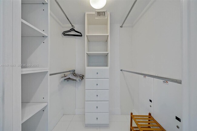 Building Photo - 6801 Collins Ave