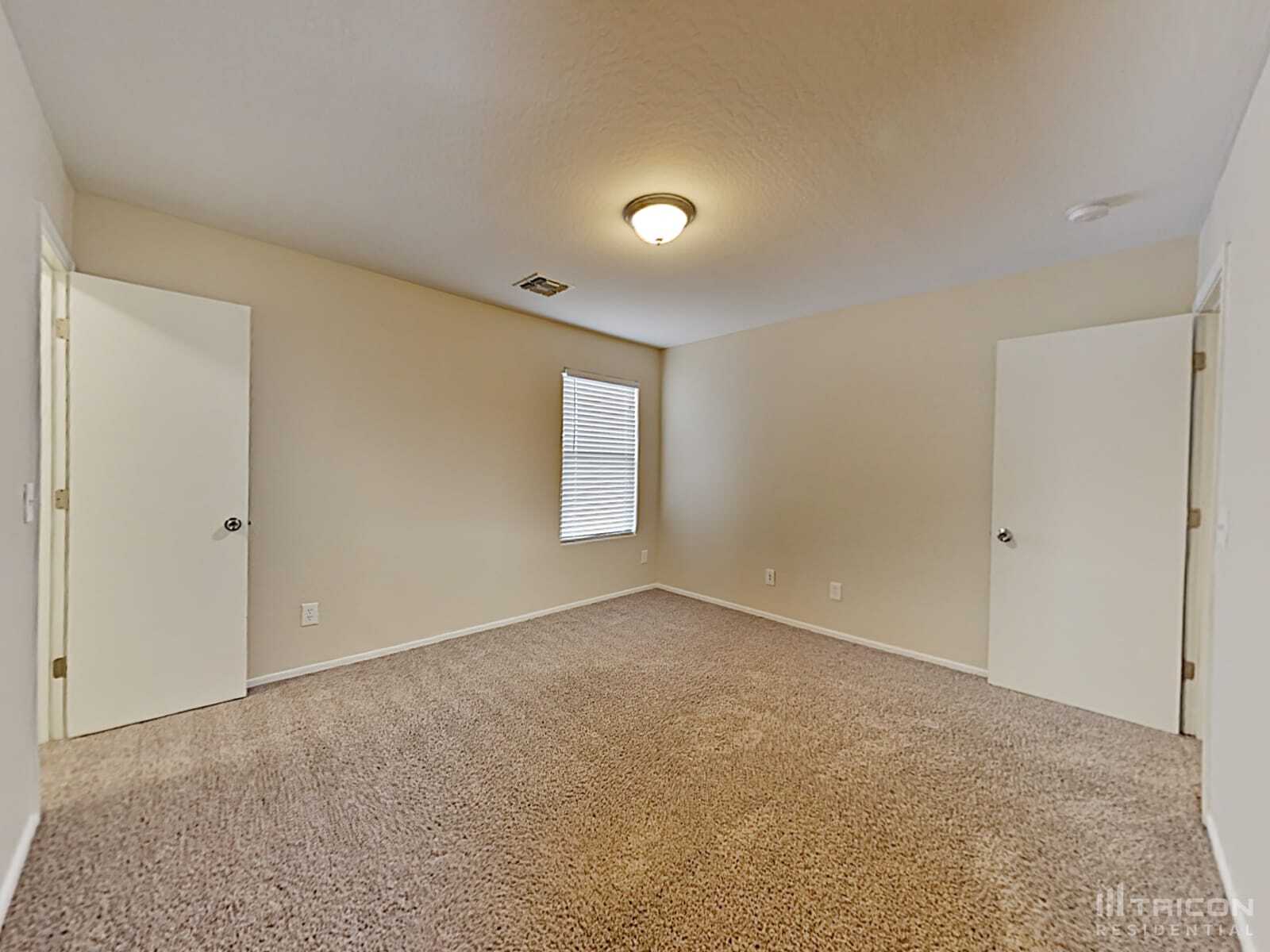Building Photo - 2405 N 92nd Ln
