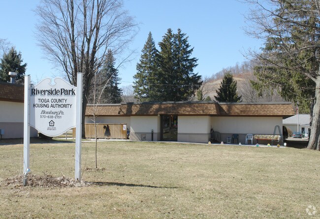 Building Photo - Riverside Park