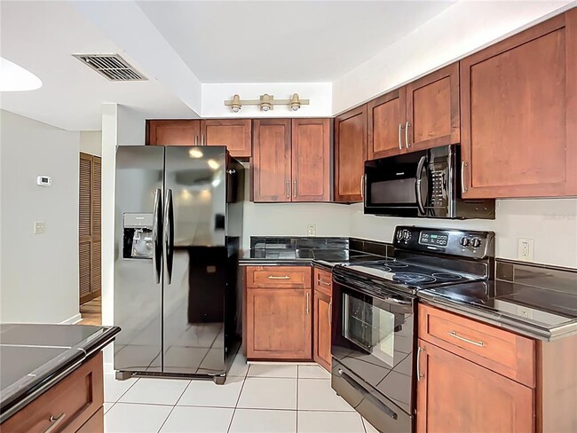 Building Photo - 1623 Carter Oaks Dr