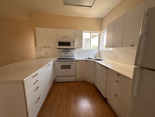 Building Photo - 2 Bedroom 2 Bath in Plantation Bay in Ormond Beach