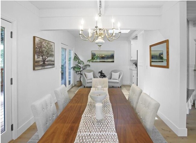 Building Photo - 350 Grandview Dr